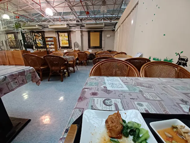 新美崙簡餐咖啡館(門諾店)