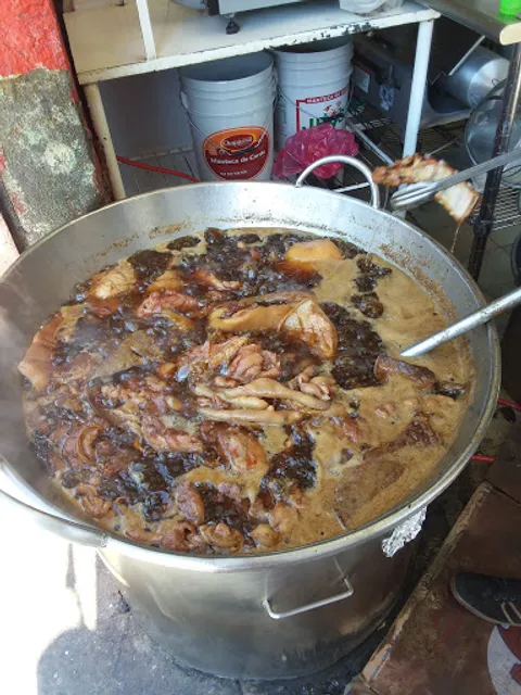 Mariscos y micheladas el pitas