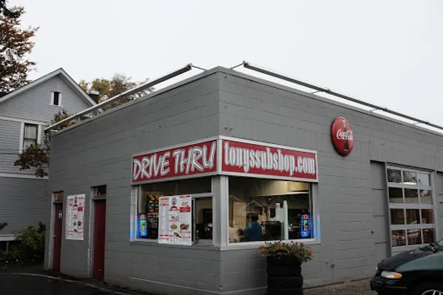 Tony‘s Sub Shop