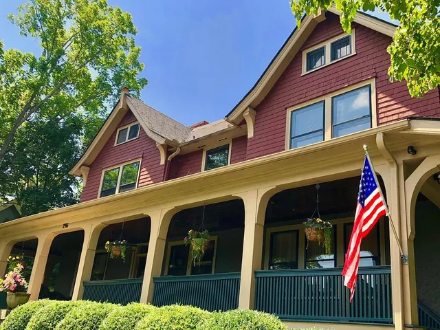 1900 Inn on Montford