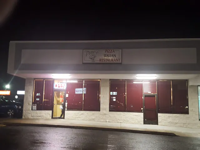 Pino's Pizza