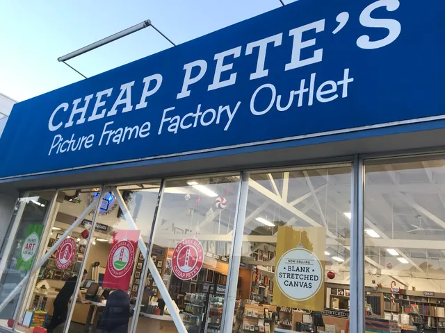 Cheap Pete’s Photos & Frames