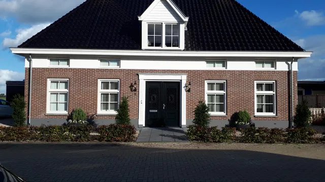 Dinie's Bed en Brood