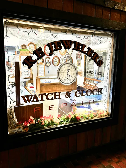 R E Jewelers Watch & Clock Rpr