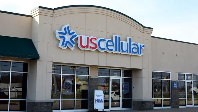 Authorized Retailer UScellular & T-Mobile