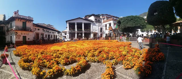 Arroyo Plata y Artesanias
