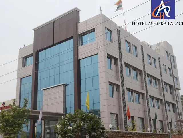 HOTEL ASHOKA PALACE
