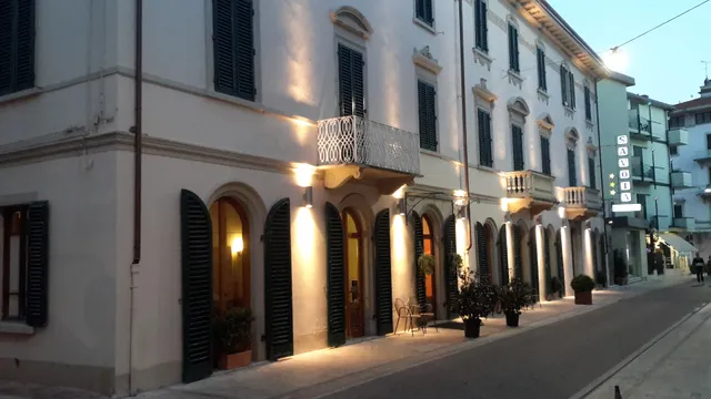 Hotel Savoia & Campana