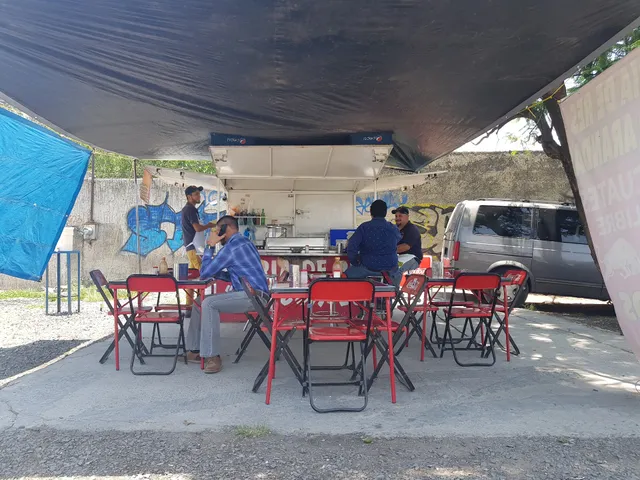 Birria De Res Los Cuates