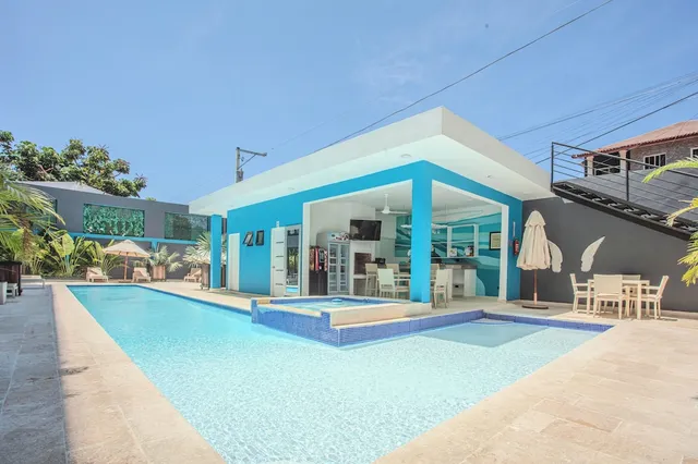 Instyle Residences at Infiniti Blu