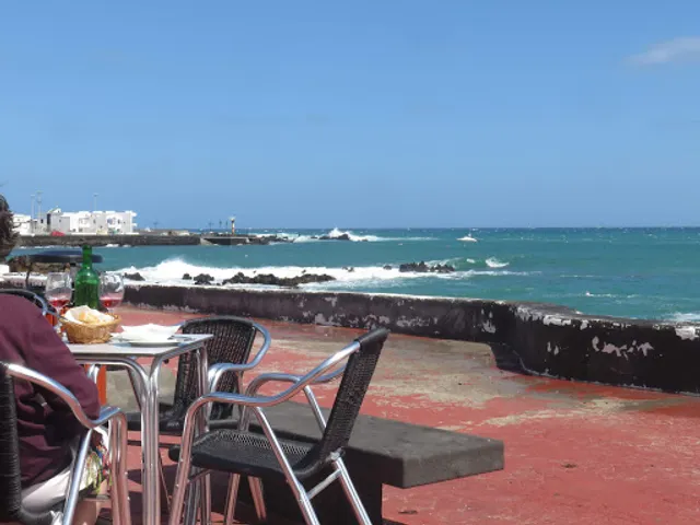 The Pool Bar "Pichon"