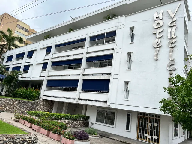 Hotel Vallclaire Suites