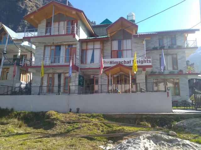 OYO 13356 Himachal Heights