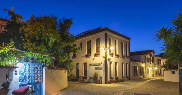 Mandalin Pansiyon & Cafe