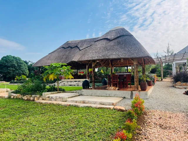 Venna Farm Lodge Buyege