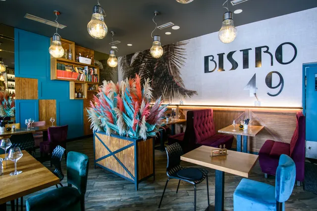 Bistro 49