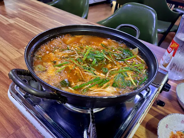 금강민물매운탕