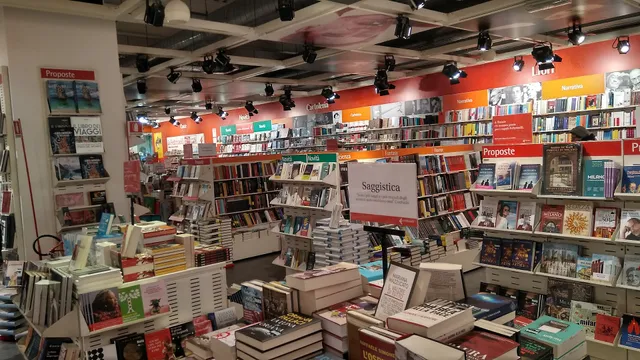 LaFeltrinelli Express