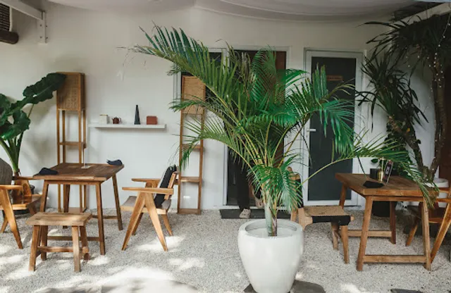 Garden Table - Sushi & Grill Restaurant