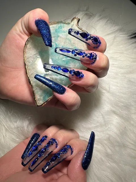 Vogue Nails Spa & Lashes