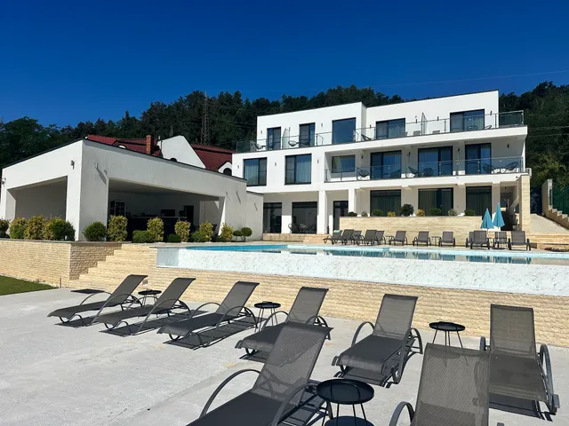 Pensiunea Yry's House