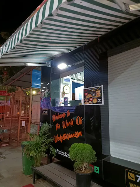 Fasta Pizza Velachery