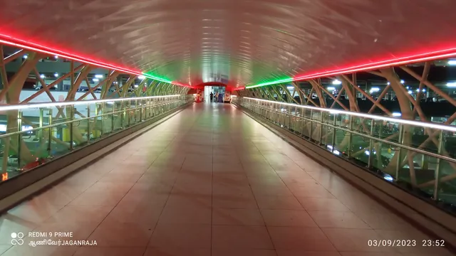 Aerohub West Food Court