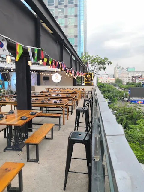 99 By Night - Dine & Chill