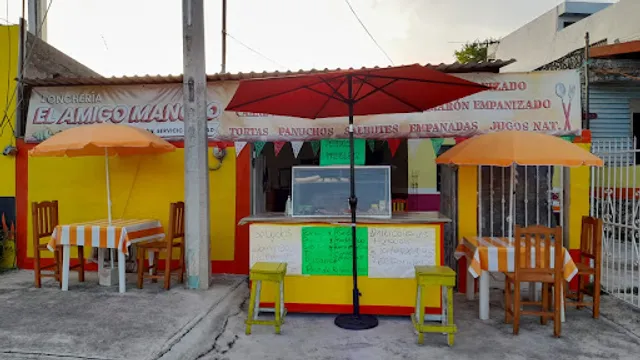 Lonchería: Tortas. Tacos, Salbutes. Panuchos, Polcanes, Empanadas, Mondongo, Chocolomo