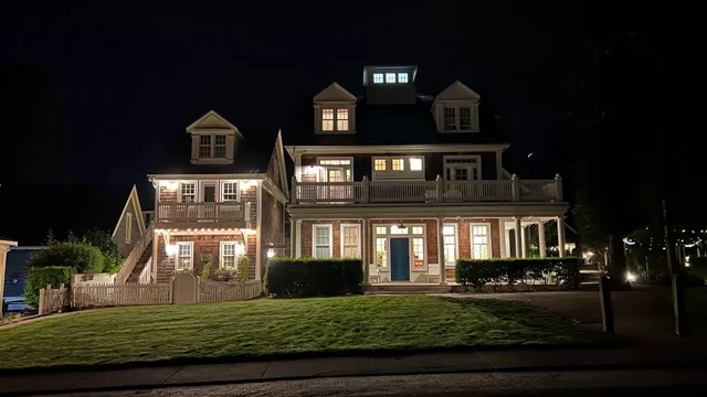 The Washington House