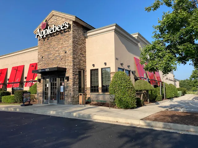 Applebee's Grill + Bar