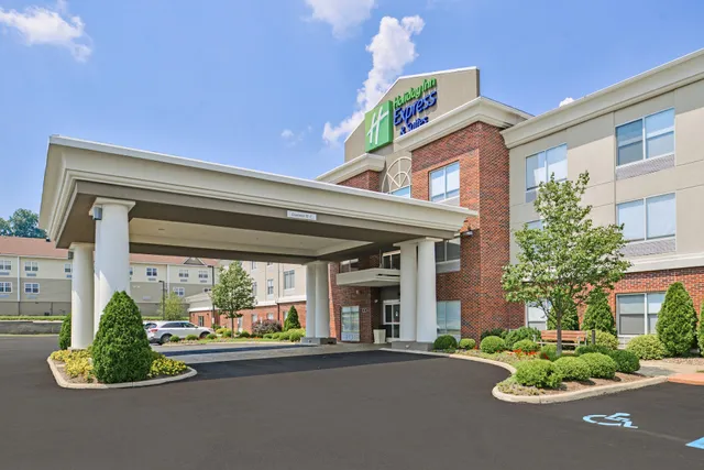 Holiday Inn Express & Suites Parkersburg - Mineral Wells by IHG