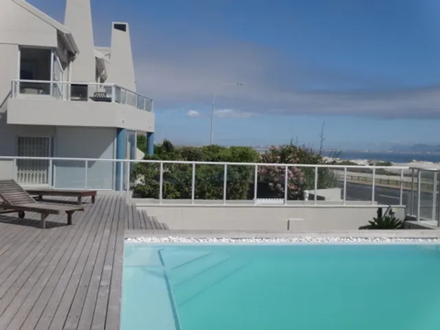 Blouberg Beachfront Accommodation