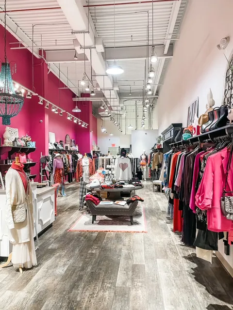 Scout & Molly's One Loudoun