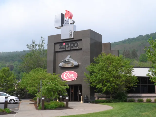 Zippo Manufacturing Company - Plant