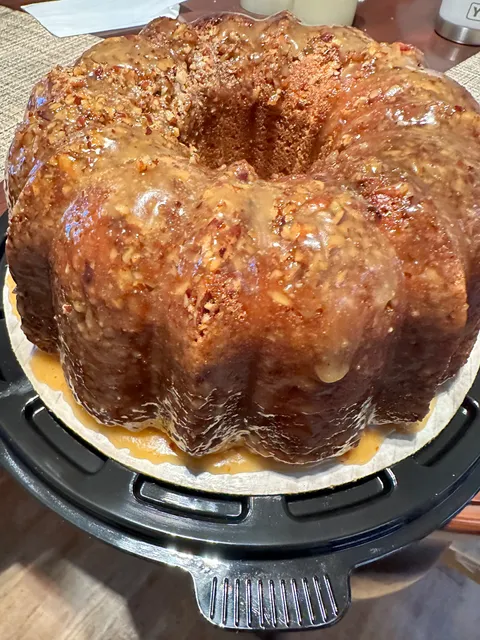 Raquel’s Tastee Cakes and More