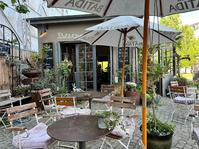 T1 Bistro & Café - Die Pförtnerloge