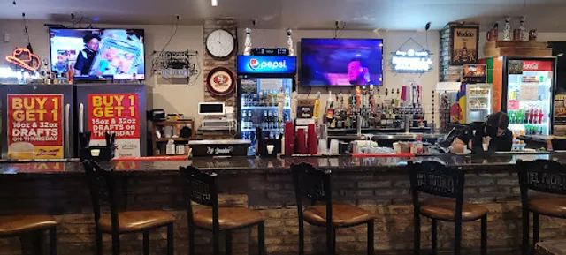 Birrieria Del Pueblo & Cantina