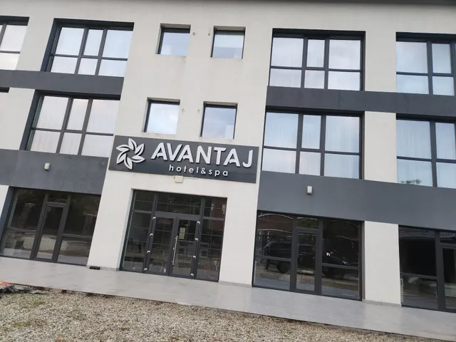 Hotel AVANTAJ