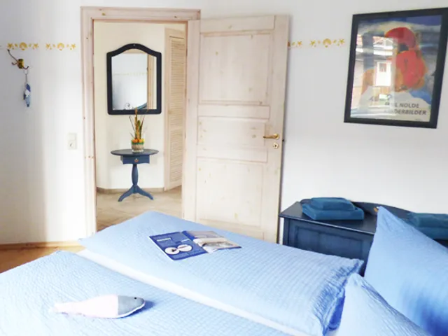 House Hüs üüb witj Duen