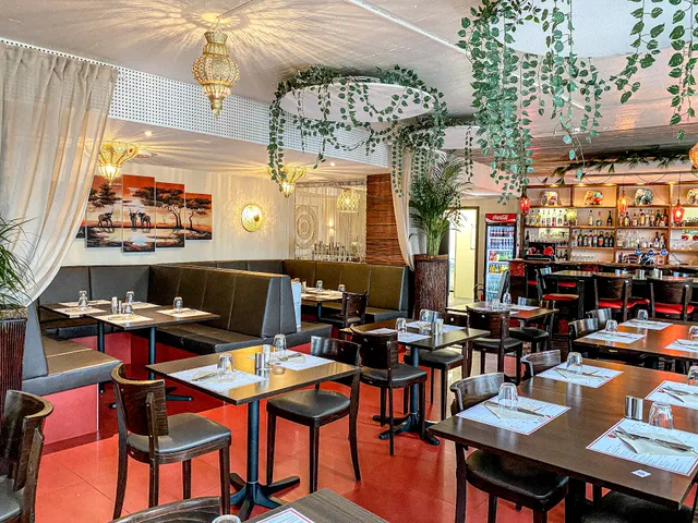 Eléphant Rouge - Café Restaurant à Luxembourg