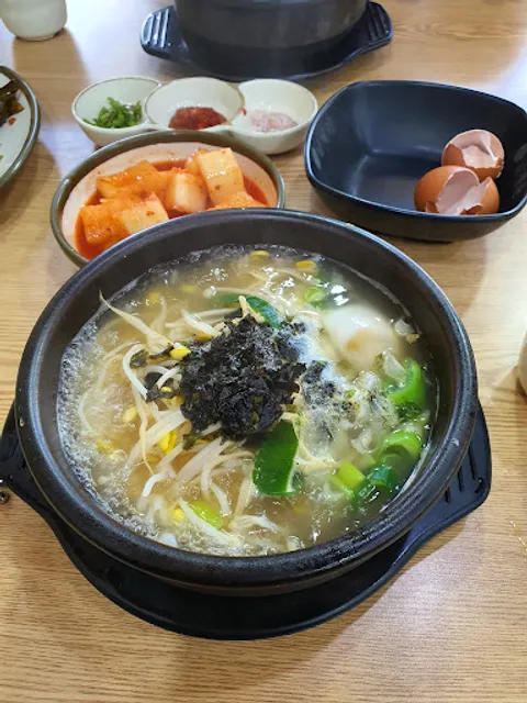 24시전주명가콩나물국밥성수점