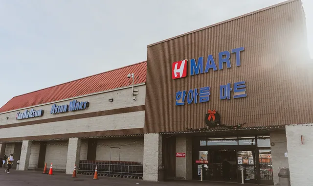 H Mart