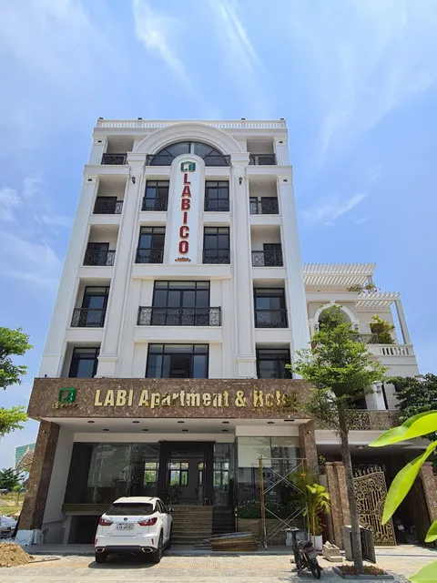 Labi Apartment & Hotel