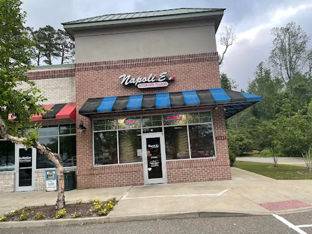 Napoli É Ristorante Italiano