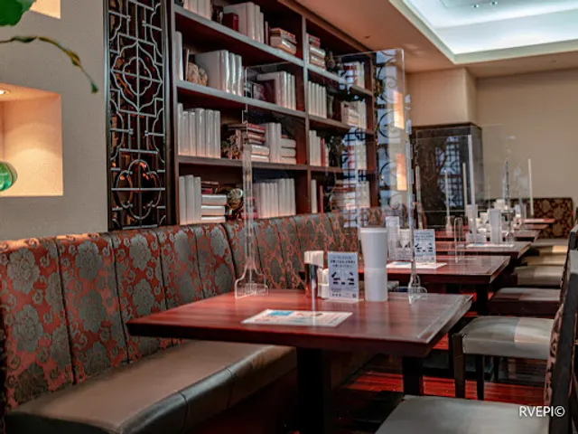 Chinese Restaurant TOH-EN