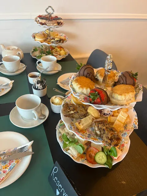 140 Eastern Esplanade Cafe