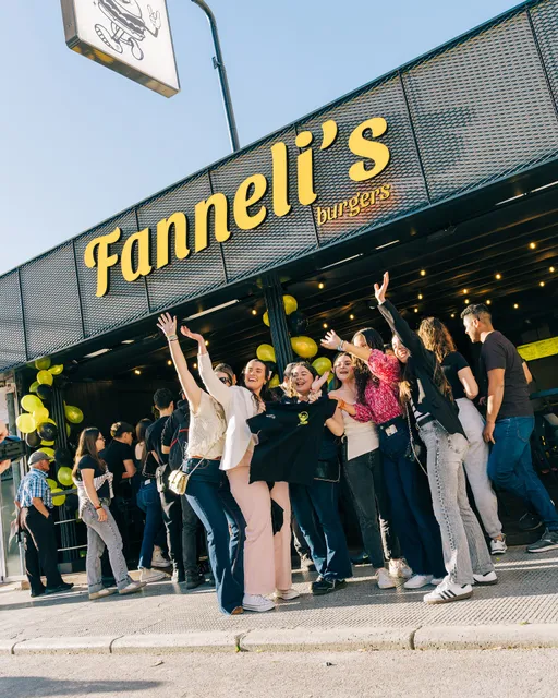 Fanneli's Burger Benidorm - Burgers y smash burgers