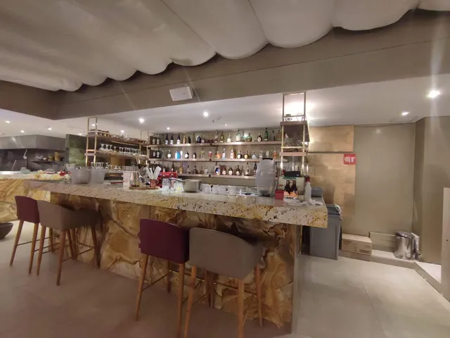 Mai-Tai Sushi Bar (Hotel el Dorado)