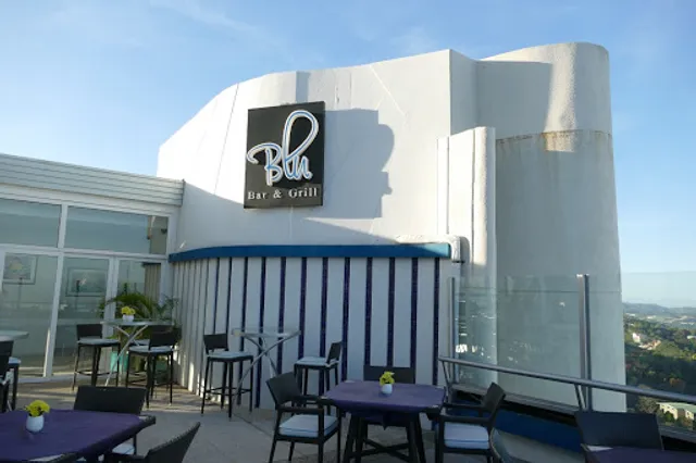 Blu Bar & Grill